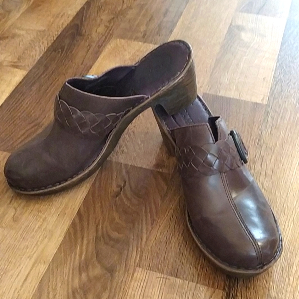 Born Clogs Step In Mules